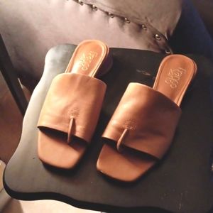 WOMENS LEATHER SANDALS